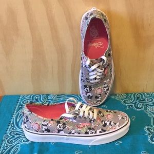 VANS Authentic Minnie Mouse Disney woman’s size 8.5, mens 7 EUC